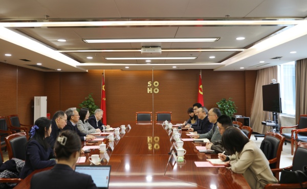 陳述總裁接待五星控股集團總裁王健一行_副本.jpg
